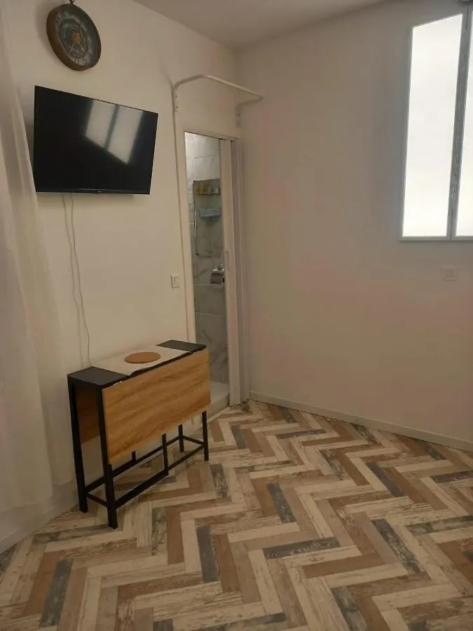 Tres Joli Petit Studio Aux Portes Paris Ivry-sur-Seine 0*,  France